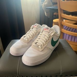 Nike Court Vision Low Premium